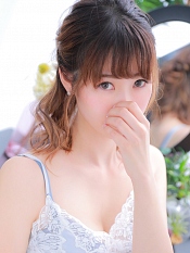 梅本れい