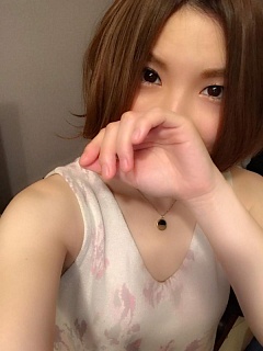 結城まや